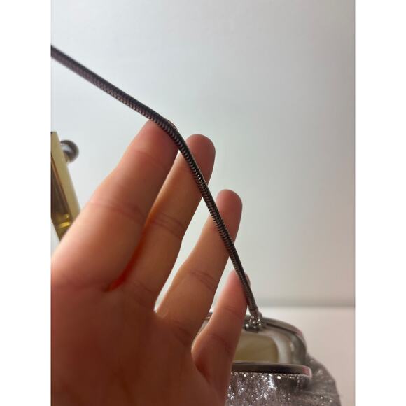 VTG Glam 50s 60s Retro Mod Silver Metallic Evening Bag Purse Clutch Retro Sparkl - Picture 5 of 6